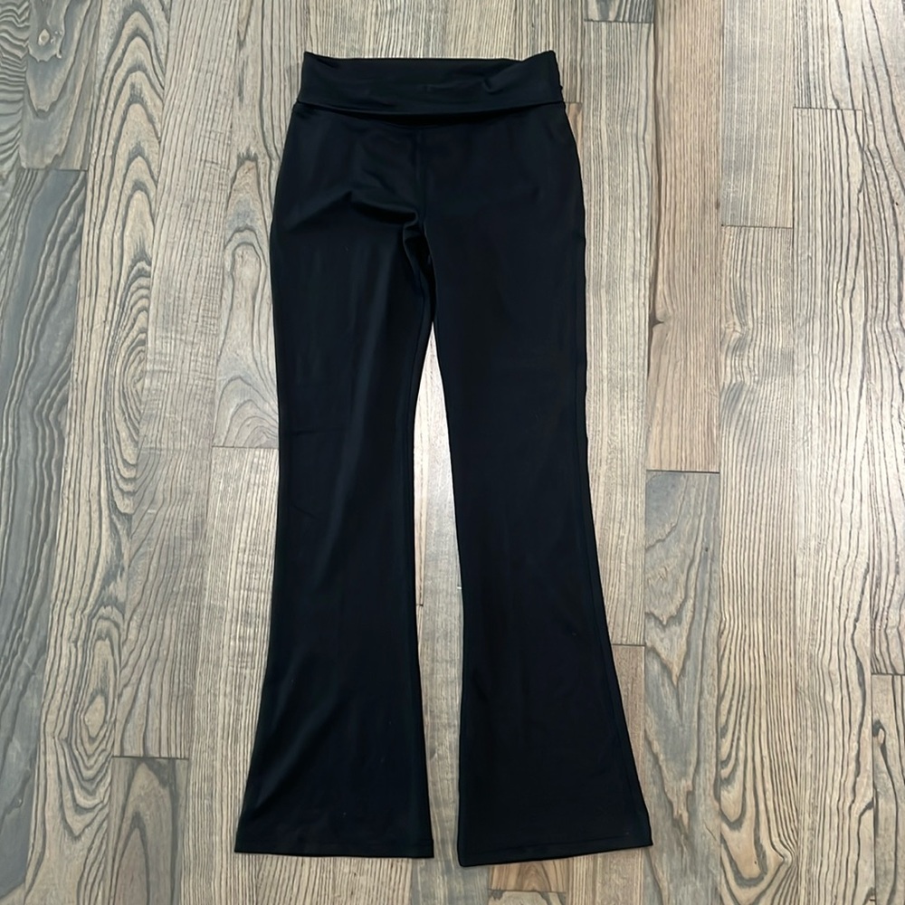 DSG Girls' Momentum Foldover Waist Flare Leggings
- Brand New
